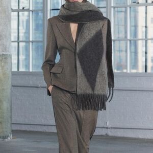 ZARA Women's Jacquard Wool Scarf(Gray, Size:M)